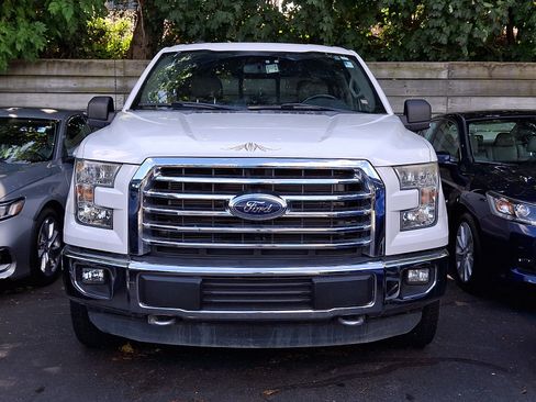 Used 2016 Ford F150 XLT w/ Equipment Group 302A Luxury AWD/4WD image 2