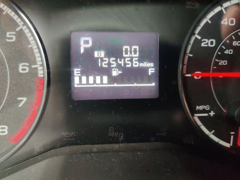 Used 2017 Subaru Impreza 2.0i Premium image 10