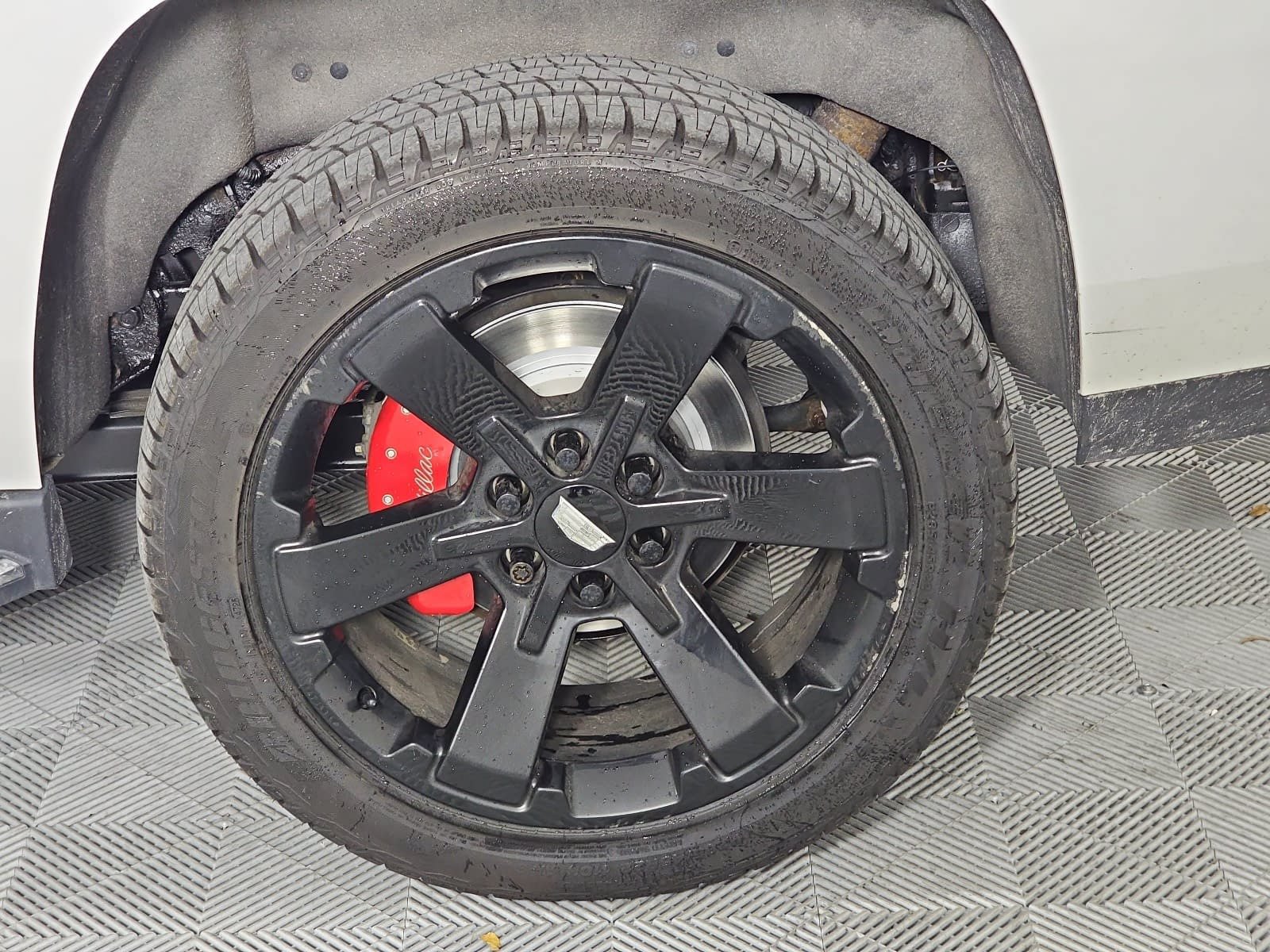 Used 2019 Cadillac Escalade Luxury AWD/4WD image 10