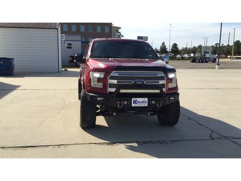 Used 2015 Ford F150 Platinum w/ Equipment Group 701A Luxury image 3