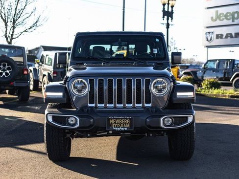 Used 2023 Jeep Gladiator Overland w/ Popular Equipment Package image 5