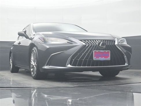 Used 2022 Lexus ES 350 Ultra Luxury image 28