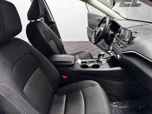 Used 2024 Nissan Altima 2.5 S FWD image 54