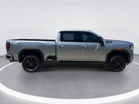 Used 2026 GMC Sierra 2500 AT4 w/ AT4 Premium Plus Package AWD/4WD image 9