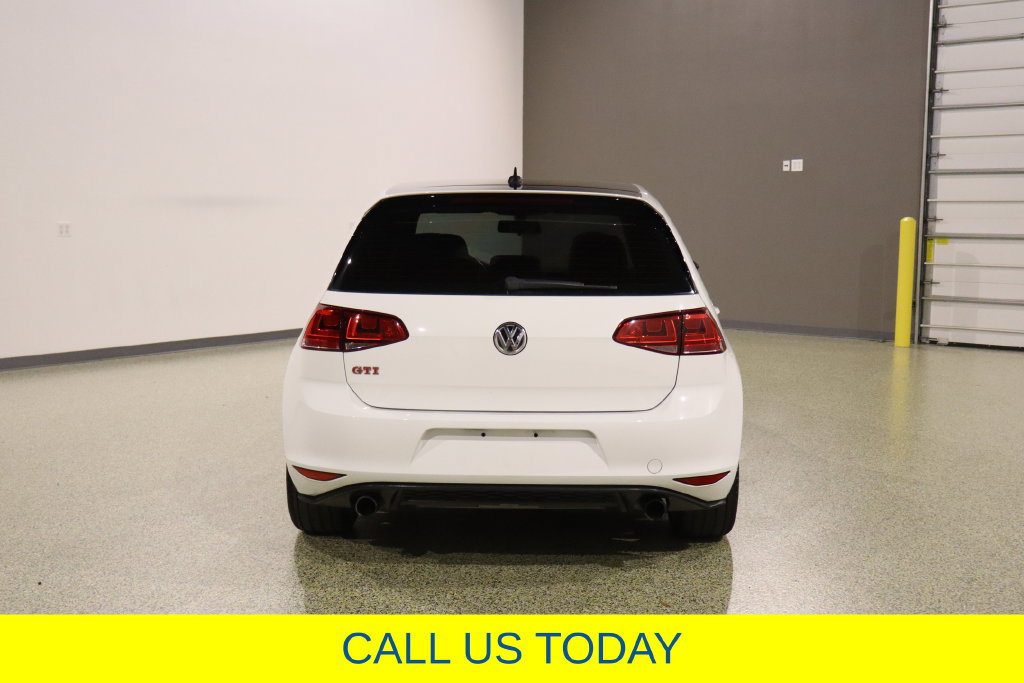 Used 2017 Volkswagen GTI SE FWD image 9