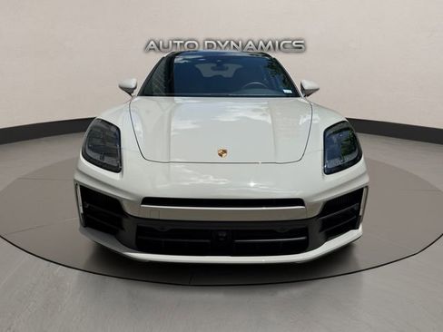 Used 2026 Porsche Panamera image 2