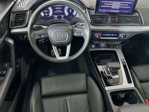 Used 2023 Audi Q5 2.0T Premium Plus w/ Premium Plus Package AWD/4WD image 5