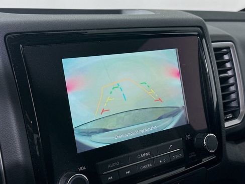 Used 2024 Nissan Frontier SV w/ Technology Package image 23