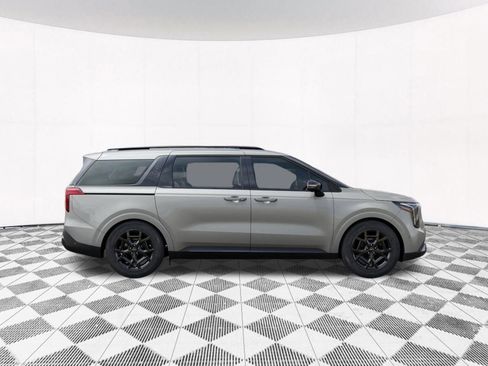 New 2026 Kia Carnival SX w/ SX Dark Edition Package FWD image 10