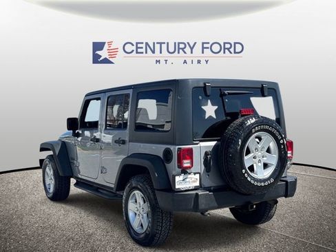 Used 2018 Jeep Wrangler Unlimited Sport S AWD/4WD image 4