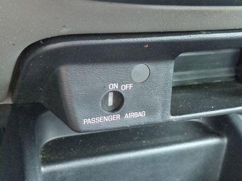 Used 2004 Ford Ranger XLT image 26