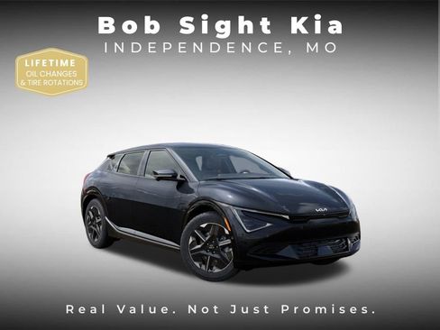 New 2025 Kia EV6 Wind image 8