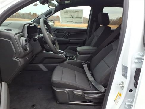 New 2026 Chevrolet Colorado W/T image 10