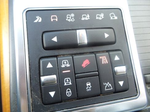 Used 2012 Land Rover Range Rover Sport Supercharged image 27