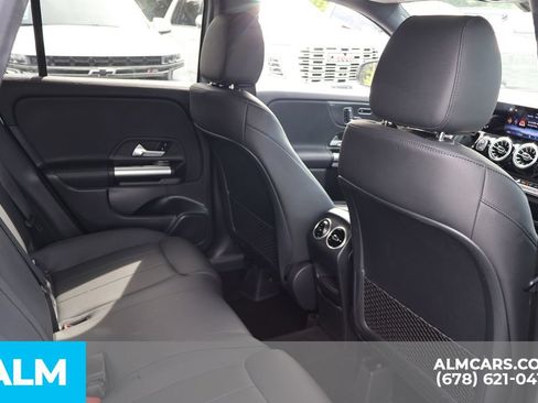 Used 2025 Mercedes-Benz GLA 250 image 24