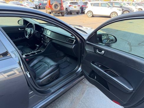 Used 2018 Kia Optima SX FWD image 8
