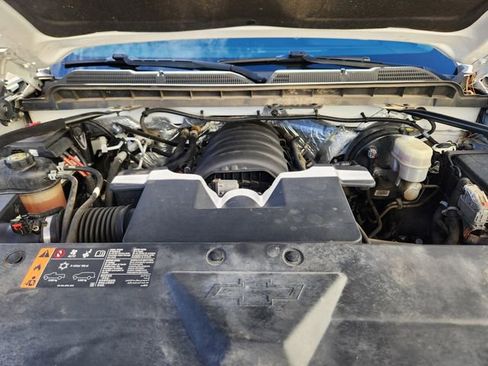 Used 2018 Chevrolet Silverado 1500 LT w/ All Star Edition image 23