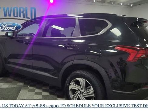 Used 2022 Hyundai Santa Fe SE image 5