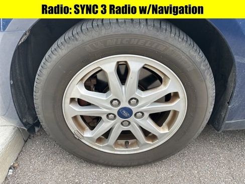 Used 2019 Ford Transit Connect XLT image 6