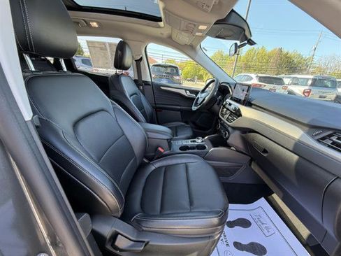 Used 2022 Ford Escape SEL AWD/4WD image 20