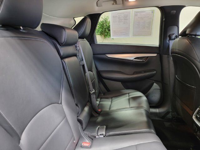 Used 2020 INFINITI QX50 Luxe w/ Navigation Package AWD/4WD image 15