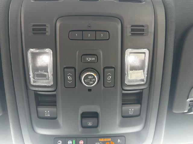 Used 2022 Cadillac Escalade Sport w/ Touring Package AWD/4WD image 26