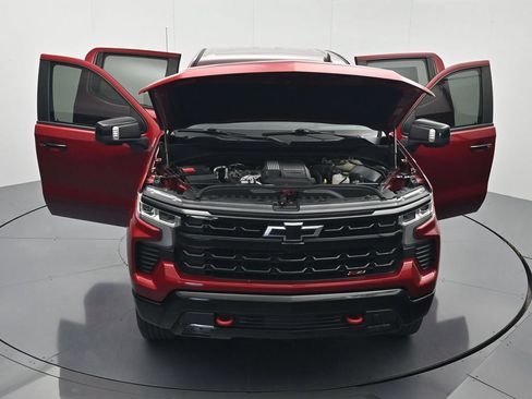 Used 2022 Chevrolet Silverado 1500 LT Trail Boss w/ LT Trail Boss Premium Package AWD/4WD image 46
