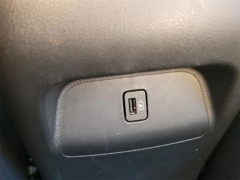 Certified 2022 Nissan Sentra SV image 27