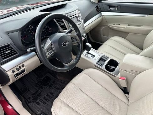 Used 2014 Subaru Outback 2.5i Premium w/ Moonroof Package image 11