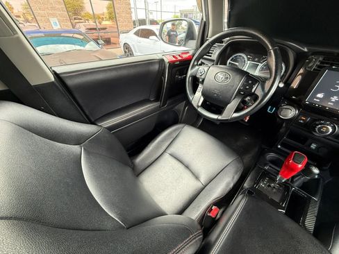 Used 2018 Toyota 4Runner TRD Off-Road Premium image 49