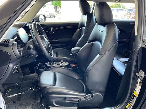 Used 2021 MINI Cooper SE w/ 6.5" Touchscreen Package FWD image 21