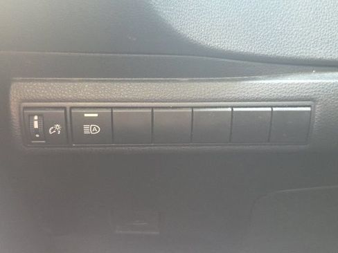 Used 2024 Toyota Corolla SE FWD image 22