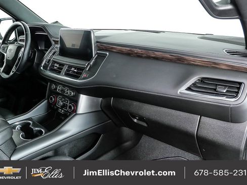 Used 2022 Chevrolet Tahoe Z71 w/ Luxury Package image 25