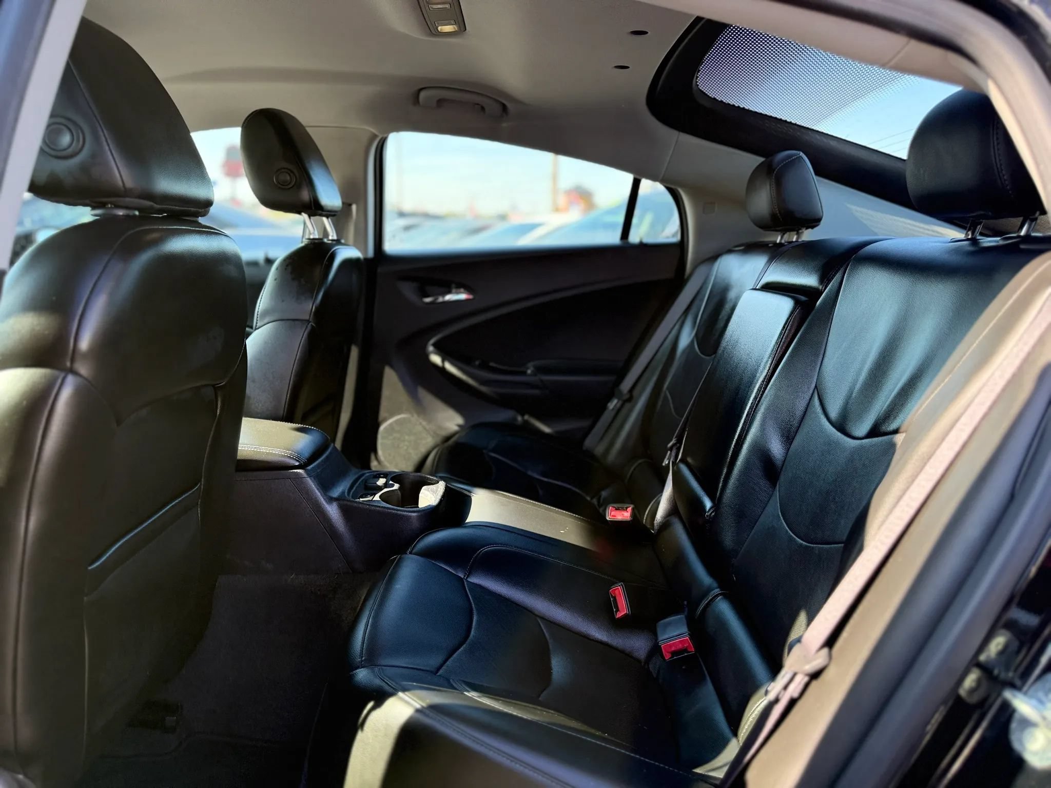 Used 2017 Chevrolet Volt Premier w/ Driver Confidence II Package FWD image 19