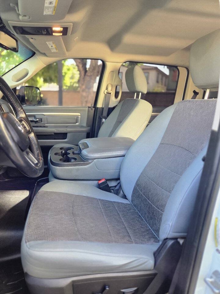Used 2017 RAM 1500 Big Horn RWD image 44