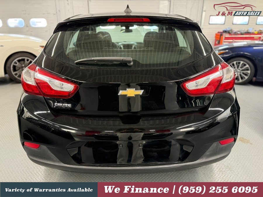 Used 2019 Chevrolet Cruze LS w/ LS Convenience Package FWD image 9