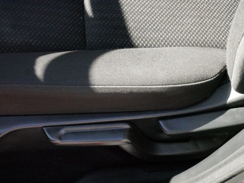 Used 2018 Honda HR-V EX image 20