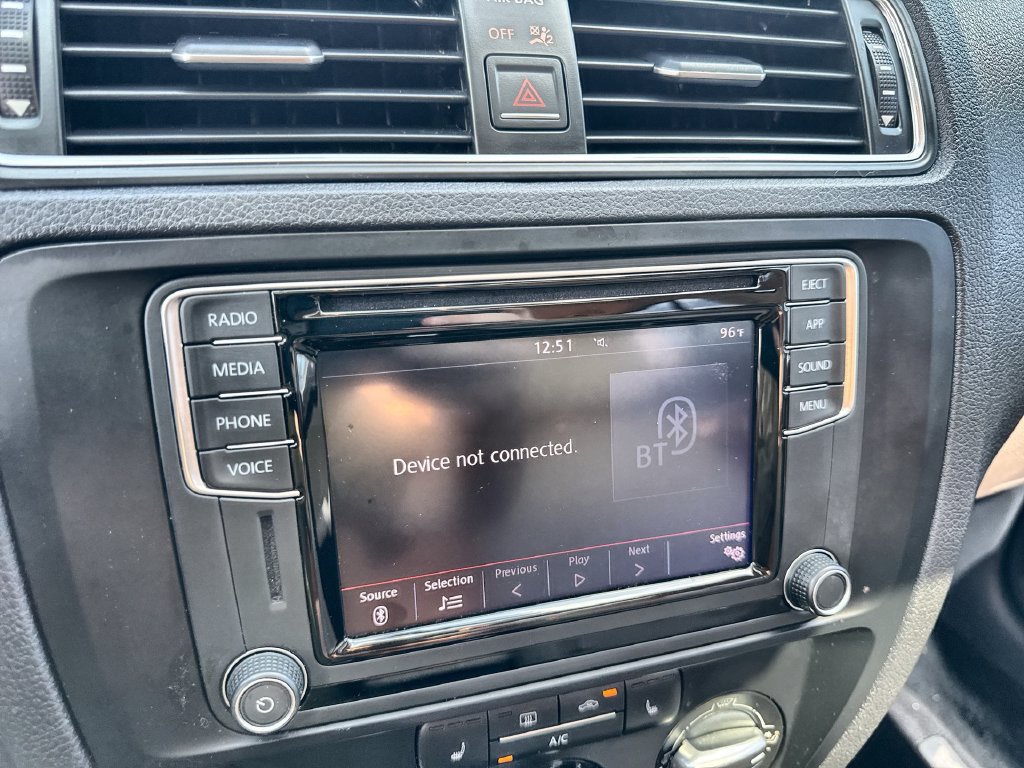 Used 2018 Volkswagen Jetta SE FWD image 28