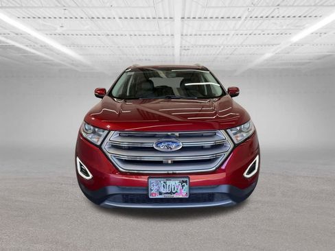 Used 2018 Ford Edge Titanium w/ Technology Package FWD image 7