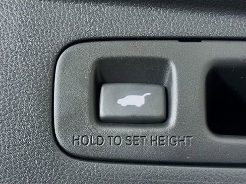 Certified 2023 Honda CR-V EX-L image 12