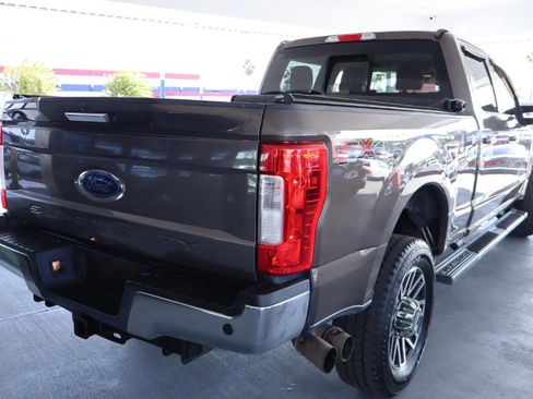 Used 2017 Ford F350 Lariat w/ Lariat Value Package AWD/4WD image 6