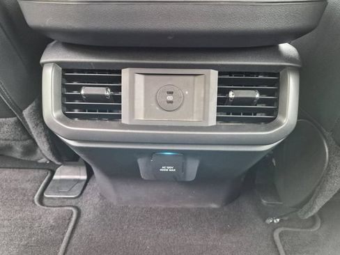 Used 2025 Ford F150 Lariat AWD/4WD image 19