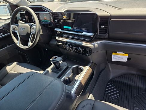 New 2026 Chevrolet Silverado 1500 LT Trail Boss w/ LT Trail Boss Premium Package AWD/4WD image 6