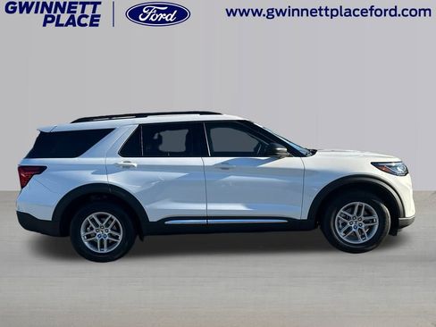 New 2025 Ford Explorer Active image 27