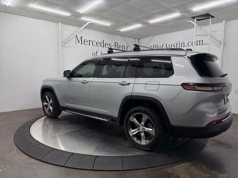 Used 2021 Jeep Grand Cherokee L Limited image 5