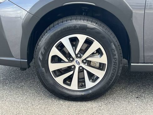 Certified 2023 Subaru Outback Premium AWD/4WD image 38