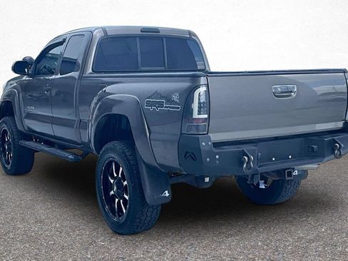 Used 2013 Toyota Tacoma 4x4 Access Cab V6 w/ SR5 Pkg image 5
