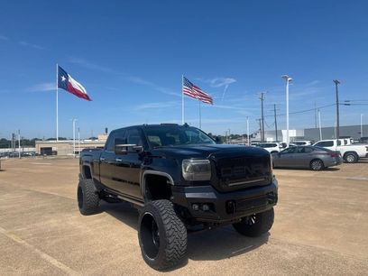Used 2016 GMC Sierra 2500 Denali w/ Duramax Plus Package