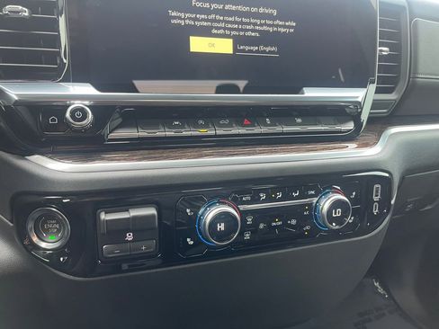 New 2026 GMC Sierra 1500 Elevation image 29