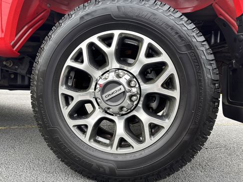 Certified 2022 Ford F350 Lariat w/ Lariat Value Package image 22